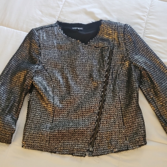 Express Jacket - Picture 2 of 4